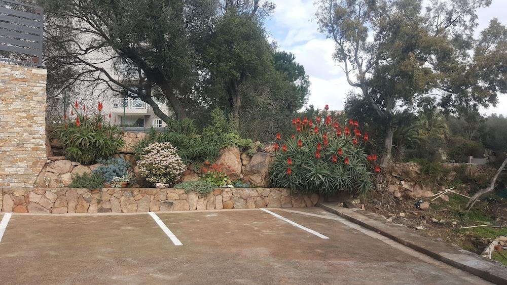 Corsica Hostel Porto-Vecchio, Partie Dortoirs מראה חיצוני תמונה